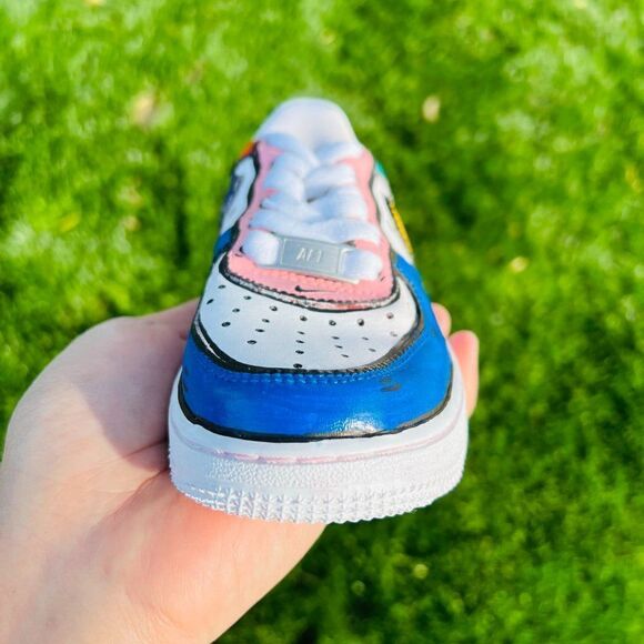 NIKE Adult Air Force 1 Custom Color Block Comic Graphic Sneakers NWB - Picture 2 of 3